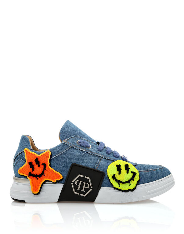 Denim Lo-Top Sneakers Smile Graffiti