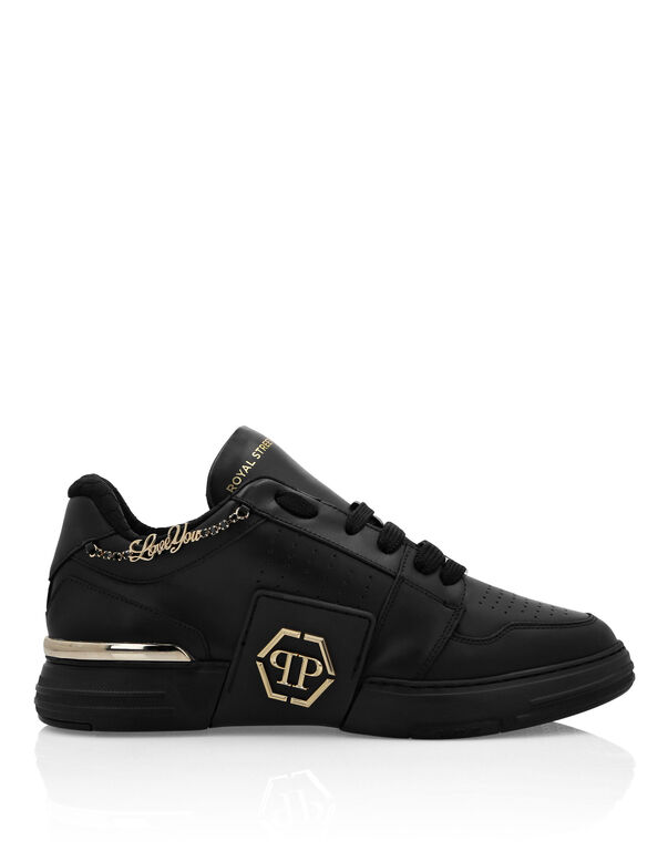 Lo-Top Nappa Leather Royal Street Sneakers